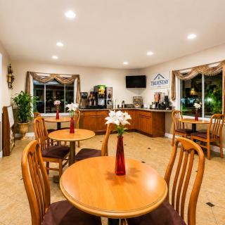 TrueStay Inn - 5