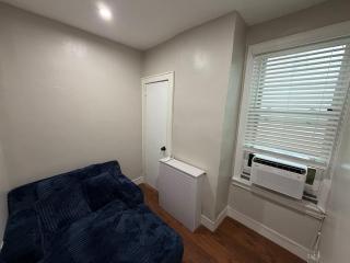 Newly Renovated Home 20 Min to NYC & MetLife - 5