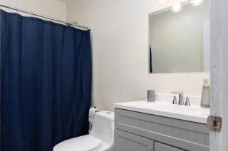 Comfy Suite Equipped for Small Fam - 5