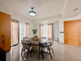 Paradise Cove - 7