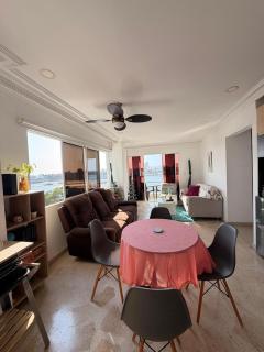 Comfort Rooms - Bay View Access - 500 Mbps WiFi - Near Getsemaní - 5