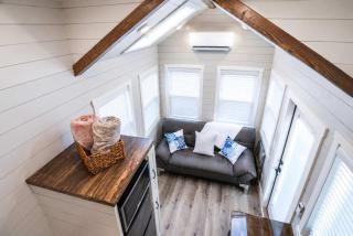 Tiny Home with Private Hot Tub, Zion Adventure Base - 6