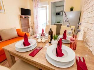 Villa Goldfield - Superior One Bedroom Apartment with Sea View and Balcony - 0