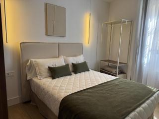 Santa Barbara Suite - 7