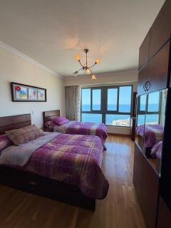 Luxury 2BR seafront Apt with panoramic sea views - 7