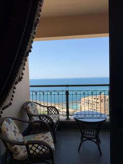 Luxury 2BR seafront Apt with panoramic sea views - 1