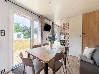 Cozy Caravan Escape for 6 - 8
