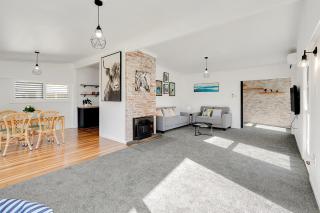 Stylish Riverside Living in the City Centre - 6