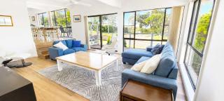 Scotts Ocean View - 6BR beachside Mollymook home - Mollymook - 9