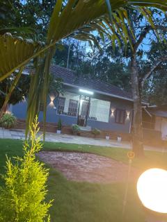 CHRIS COZY FARM cottage - 6