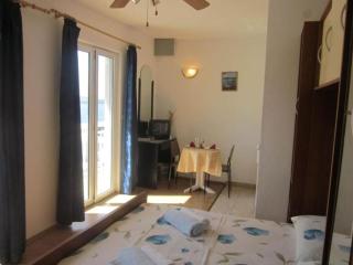 One-Bedroom Apartment with Terrace with Sea View - 2