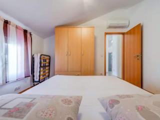 Mise Holiday Apartments - Two bedroom apartment IV - 0