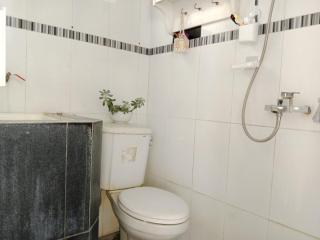 De Iris Garden Homestay - 2