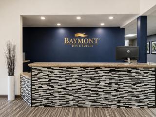 Baymont by Wyndham Hot Springs - 4