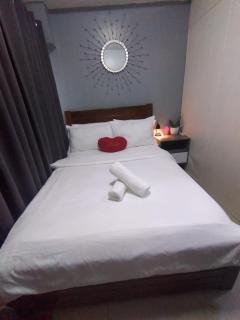 Shore Residences at Mall Of Asia Complex - by Staycation Empire - Manila - 8