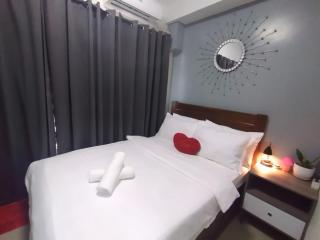 Shore Residences at Mall Of Asia Complex - by Staycation Empire - Manila - 6