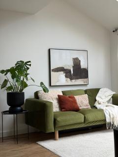Modern, design-led 3 bedroom detached house - 6