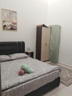 KLIA Transit ARA Homestay Sepang, 4Br 8pax cozy Semi D Self Check In - 1