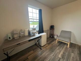 Peaceful Private Room & Bath with AC, Mountain View - 7