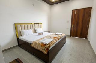 Omji Ashram - Ramnagar, 10 min from Banke Bihariji - 9