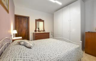 Cozy Apartment In Viareggio With Wifi - 1