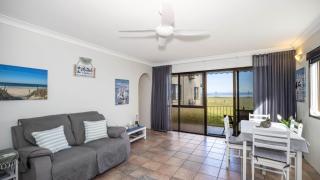 Great Views, Ground Floor Unit - 1