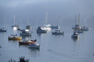 Bay View 3-Bedroom Apartment Historic Beachfront Haven Restful, Charming, Unbeatable Views - 5
