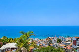 Penthouse Gardenias | 3BR/2.5BA | Ocean View Balcony - 0