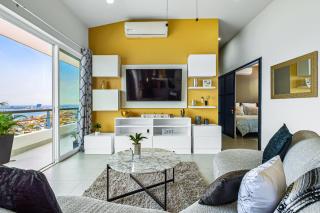 Penthouse Gardenias | 3BR/2.5BA | Ocean View Balcony - 4