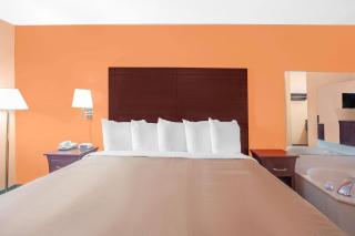 Days Inn by Wyndham Moulton - 7