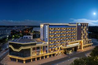 Days Hotel by Wyndham Bortala Jinghe - 0