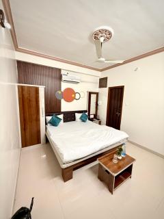 Hotel Shree Siddhi Vinayak - 4