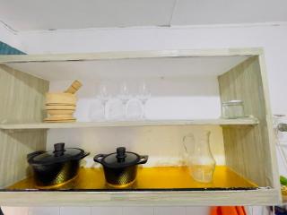 Spacious Studio Apartment - 4