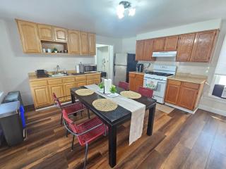 Two Bedroom Apartment with Parking 5 to 10 Min to PATH for NYC - 5