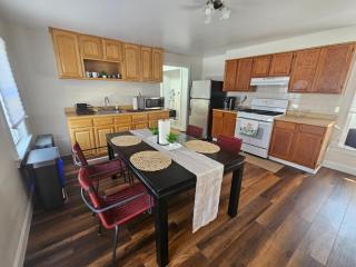 Two Bedroom Apartment with Parking 5 to 10 Min to PATH for NYC - 2