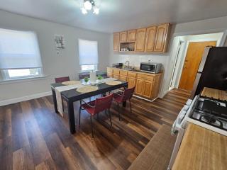Two Bedroom Apartment with Parking 5 to 10 Min to PATH for NYC - 6