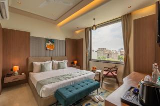 Perfectstayz Premium Vrindavan - Near Prem Mandir - 8