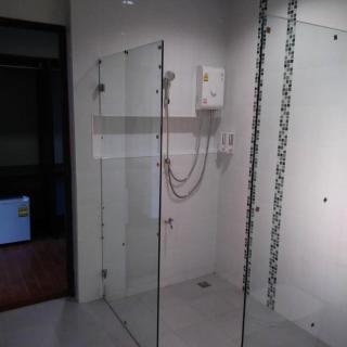 Phumin Place Hotel - 1