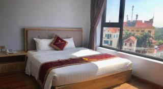 Phoenix Hotel 3 - 1