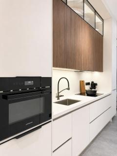 Elegant Studio in Nest One by Royal Rentals - 5