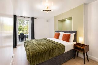1-Bed Garden Flat Near Lee Station with Parking - 9