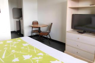 Sunstyle Suites - 4