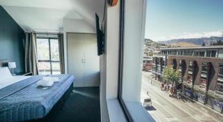 Base Backpackers Queenstown - 9