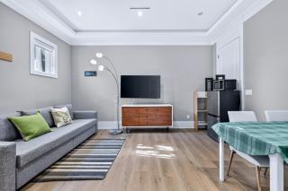 Private Richmond Suite Near YVR & Steveston - 4