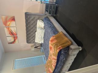 Serene Guest Room Retreat in Caloundra West - 1