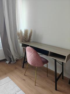 Modern and beautiful two-bedroom apartment, WiFi and parking - 8