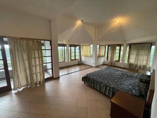 Villa Puncak Poolside Mountain View 3 BR - 7