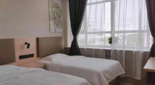 GreenTree Inn Xinjiang Uygur Autonomous Region Korla Bazhou Bus Terminal Beishan Road Express Hotel - 4