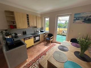 Große 4 Zimmer Wohnung - 3