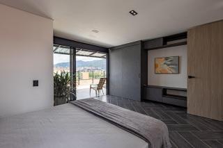 4300 sqft Luxury Penthouse with Stunning Views - 3